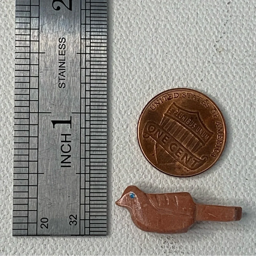 Zuni Style Bird Fetish Bead Drilled Pink Stone Native American Animal Carving 1